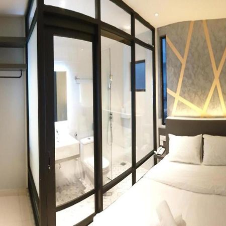 Suite Dreamz Hotel Banting Banting  Eksteriør bilde
