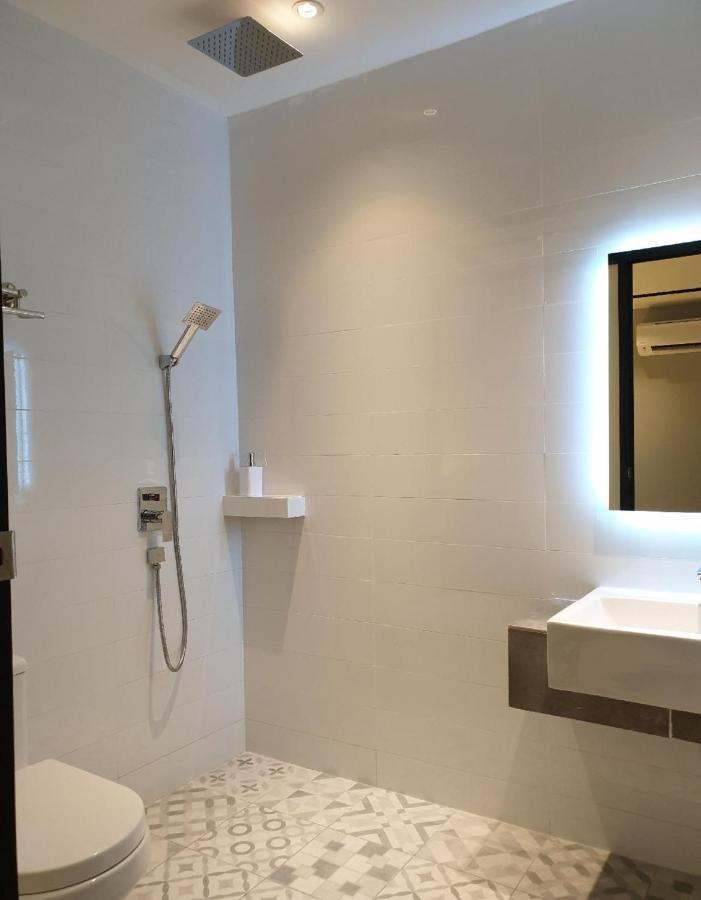 Suite Dreamz Hotel Banting Banting  Eksteriør bilde